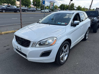 Used 2010 Volvo XC60 T6 R-Design image 1