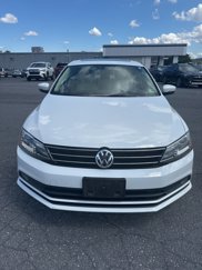 Used 2016 Volkswagen Jetta SEL image 1