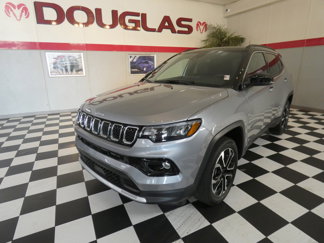 Used 2023 Jeep Compass Limited image 1