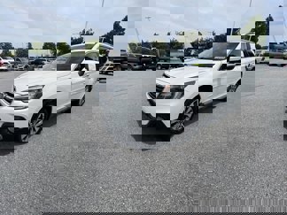 Used 2018 Subaru Outback 3.6R Touring image 1