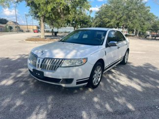 Used 2010 Lincoln MKZ image 1