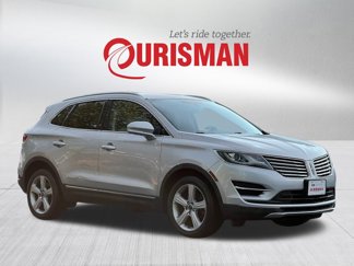 Used 2017 Lincoln MKC Premiere image 1