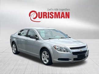 Used 2010 Chevrolet Malibu LS image 1