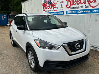 Used 2020 Nissan Kicks S image 1
