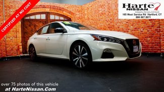 Certified 2021 Nissan Altima 2.5 SR w/ SR Premium Package image 1
