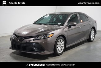 Used 2020 Toyota Camry LE image 1