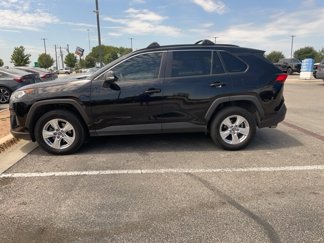 Used 2020 Toyota RAV4 XLE image 1
