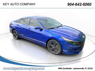 Used 2023 Hyundai Elantra SEL w/ Cargo Package image 1