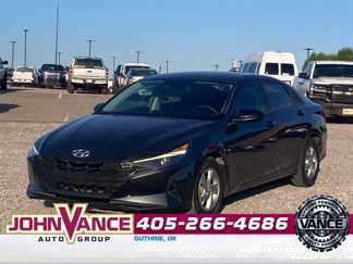 Used 2022 Hyundai Elantra SE w/ Cargo Package image 1