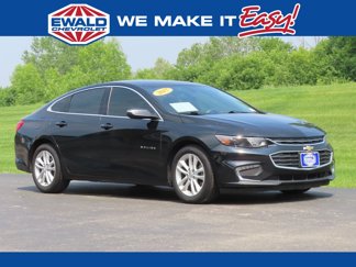 Used 2017 Chevrolet Malibu LT image 1