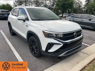 Used 2022 Volkswagen Taos SE image 1