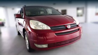 Used 2004 Toyota Sienna XLE image 1