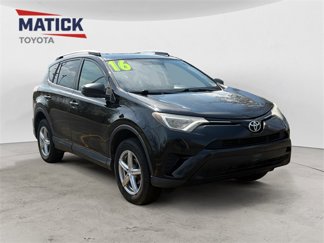 Used 2016 Toyota RAV4 LE image 1