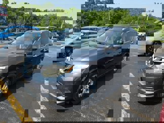 Used 2016 Nissan Rogue SV w/ SV Premium Package image 1