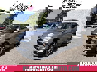 Used 2023 Chevrolet Blazer LT image 1