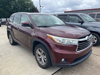 Used 2015 Toyota Highlander XLE image 1