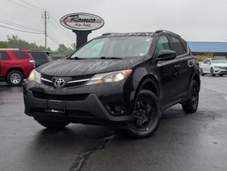 Used 2015 Toyota RAV4 LE image 1
