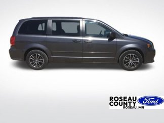 Used 2017 Dodge Grand Caravan GT image 1