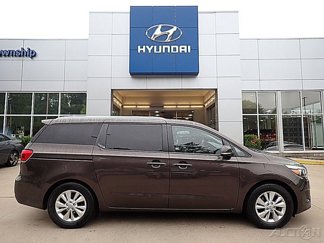 Used 2016 Kia Sedona LX w/ LX Convenience Package image 1