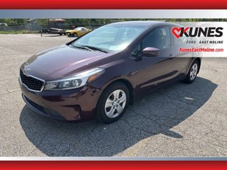 Used 2017 Kia Forte LX image 1