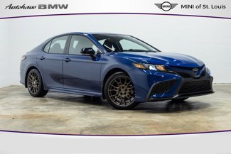 Used 2023 Toyota Camry SE image 1