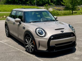 Used 2022 MINI Cooper S w/ Premium Package image 1