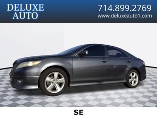 Used 2011 Toyota Camry SE image 1