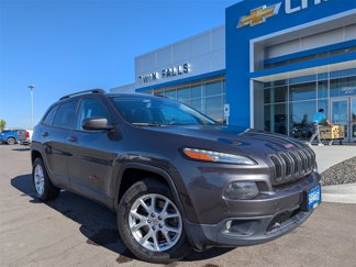 Used 2016 Jeep Cherokee Latitude image 1