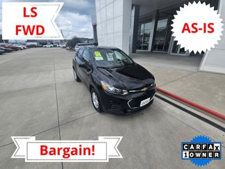 Used 2020 Chevrolet Trax LS w/ Tint and Cruise Package image 1