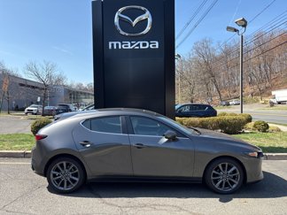Used 2022 MAZDA MAZDA3 s image 1