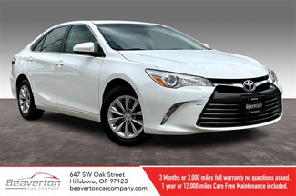 Used 2016 Toyota Camry LE image 1