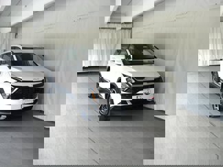 Used 2023 Kia Sportage LX image 1