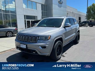 Used 2017 Jeep Grand Cherokee Overland w/ Jeep Active Safety Group image 1