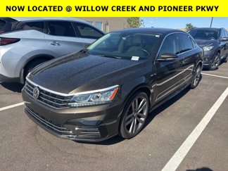Used 2019 Volkswagen Passat 2.0T SE R-Line image 1