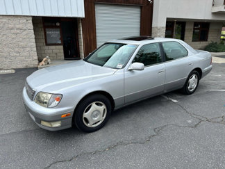 Used 1998 Lexus LS 400 image 1