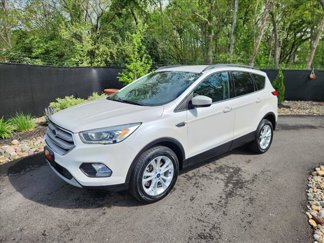 Used 2019 Ford Escape SEL image 1