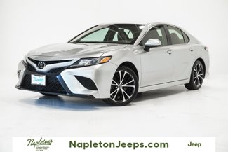 Used 2018 Toyota Camry SE image 1