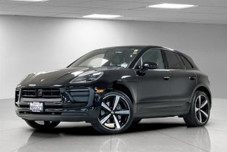 Used 2024 Porsche Macan image 1
