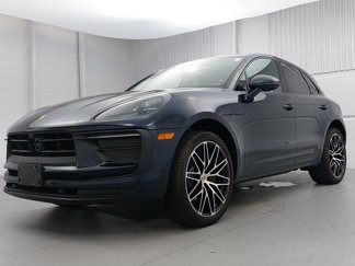 Certified 2023 Porsche Macan image 1