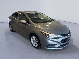 Used 2018 Chevrolet Cruze LT image 1