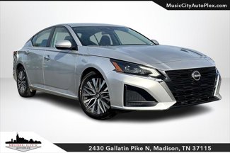 Used 2023 Nissan Altima 2.5 SV image 1