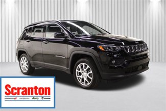 New 2024 Jeep Compass Latitude image 1