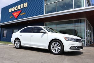 Used 2018 Volkswagen Passat 2.0T SE w/ SE Lighting Package image 1
