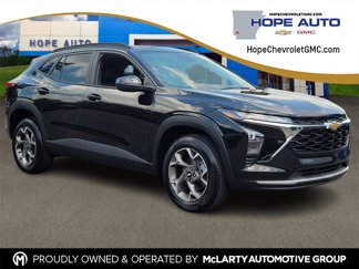 New 2025 Chevrolet Trax LT image 1
