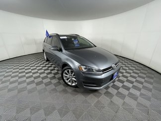 Used 2016 Volkswagen Golf SE w/ Lighting Package image 1