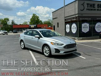 Used 2019 Ford Fusion SE image 1