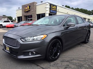 Used 2016 Ford Fusion SE w/ Equipment Group 202A image 1