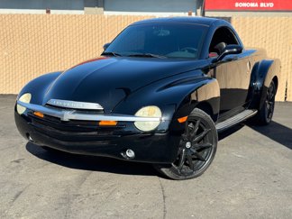 Used 2004 Chevrolet SSR w/ Preferred Equipment Group image 1