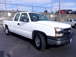 Used 2007 Chevrolet Silverado 1500 W/T w/ Light Duty Power Package image 1