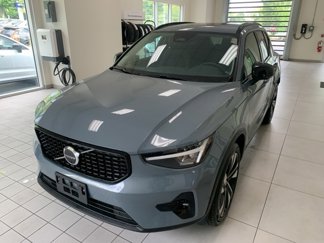 Certified 2023 Volvo XC40 B5 Plus w/ Driver Assist Package image 1